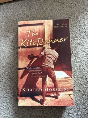 3/$25 🪁 The Kite Runner by Khaled Hosseini - a CLASSIC 👏🏻 novel paperback book